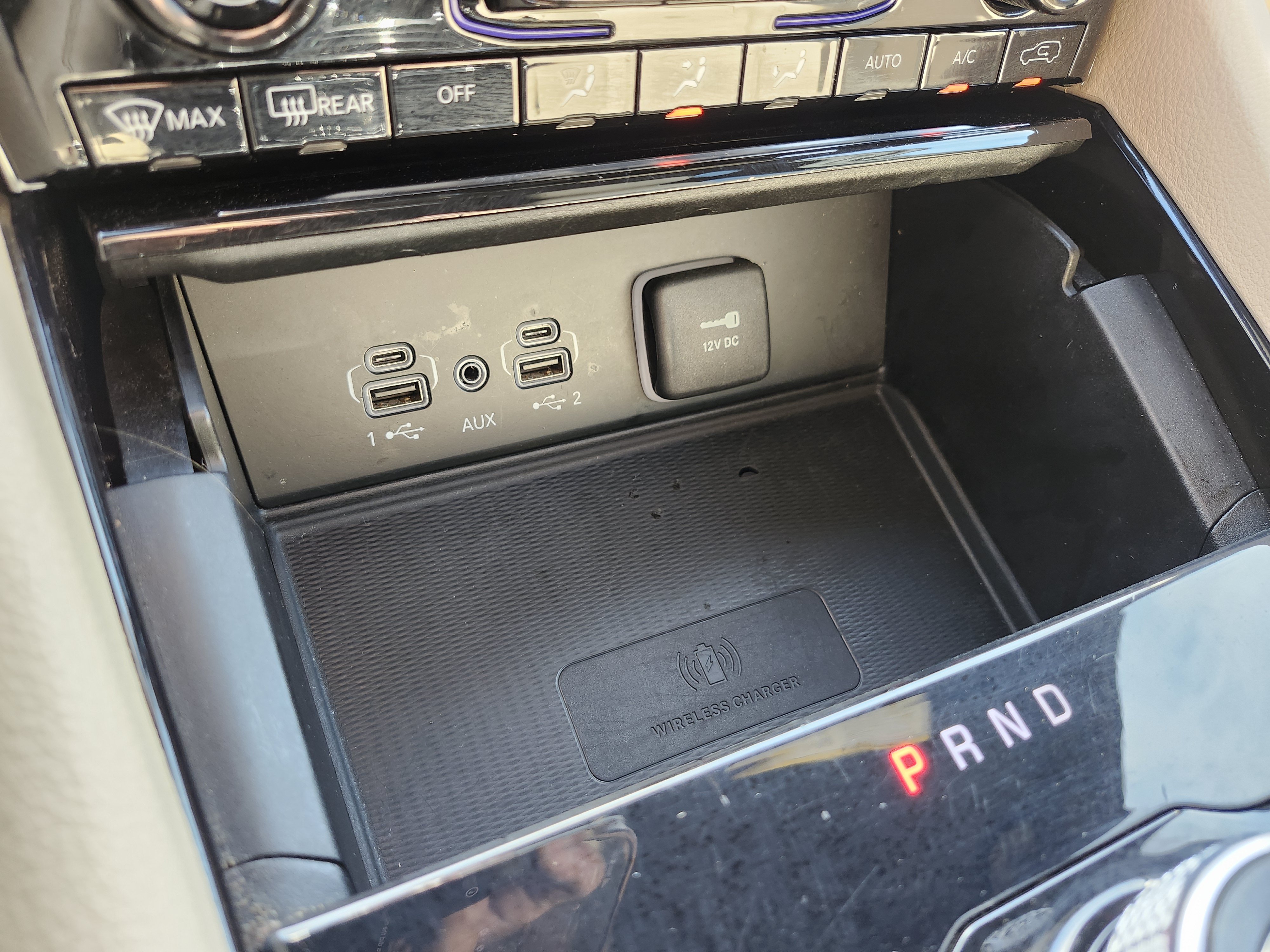 Used 2023 Jeep Grand Cherokee Limited w/ Luxury Tech Group II RWD image 10