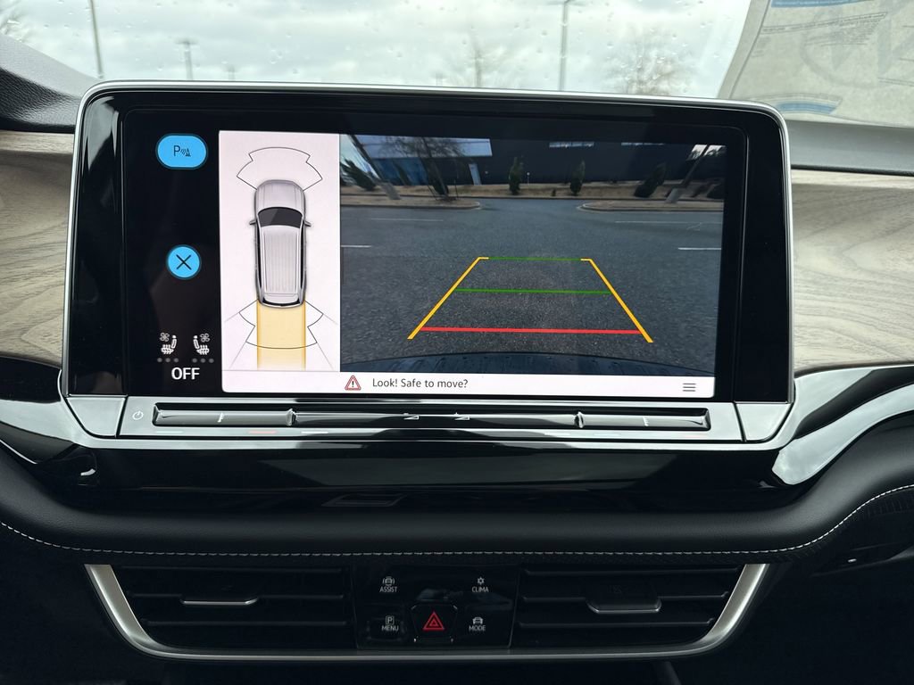 New 2026 Volkswagen Atlas SE image 32