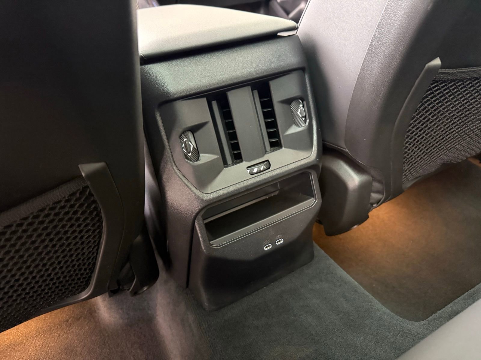 Used 2025 BMW X3 xDrive30i w/ Premium Package image 28