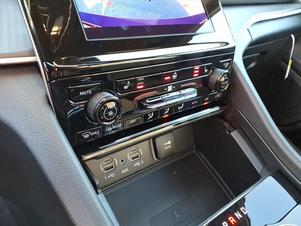 New 2025 Jeep Grand Cherokee L Altitude image 21