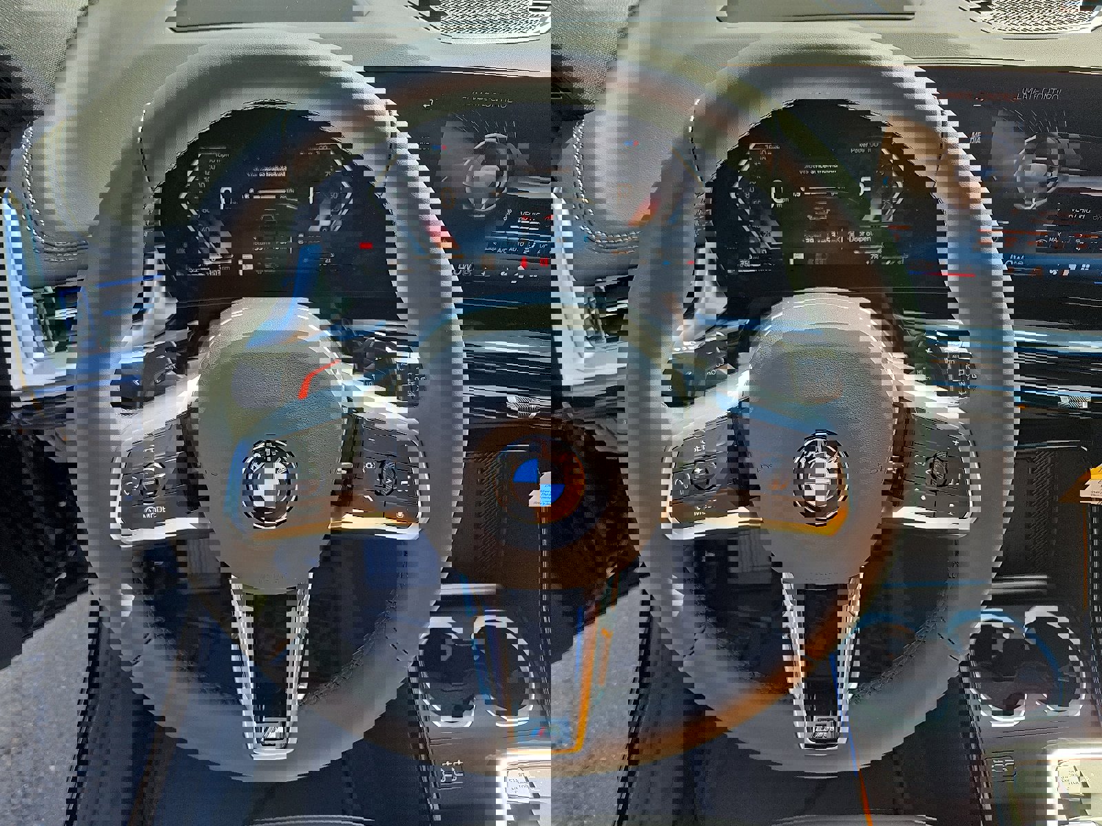 New 2026 BMW X1 xDrive28i w/ Technology Package image 8