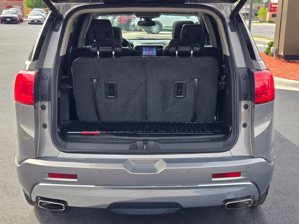 Used 2019 GMC Acadia Denali w/ Technology Package AWD/4WD image 23
