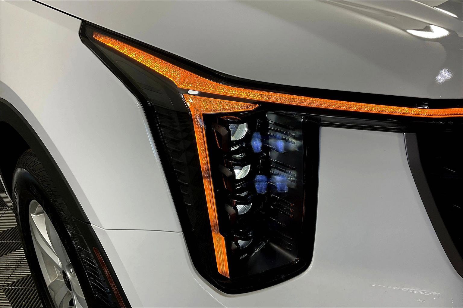 Certified 2025 Kia Sorento LX FWD image 32