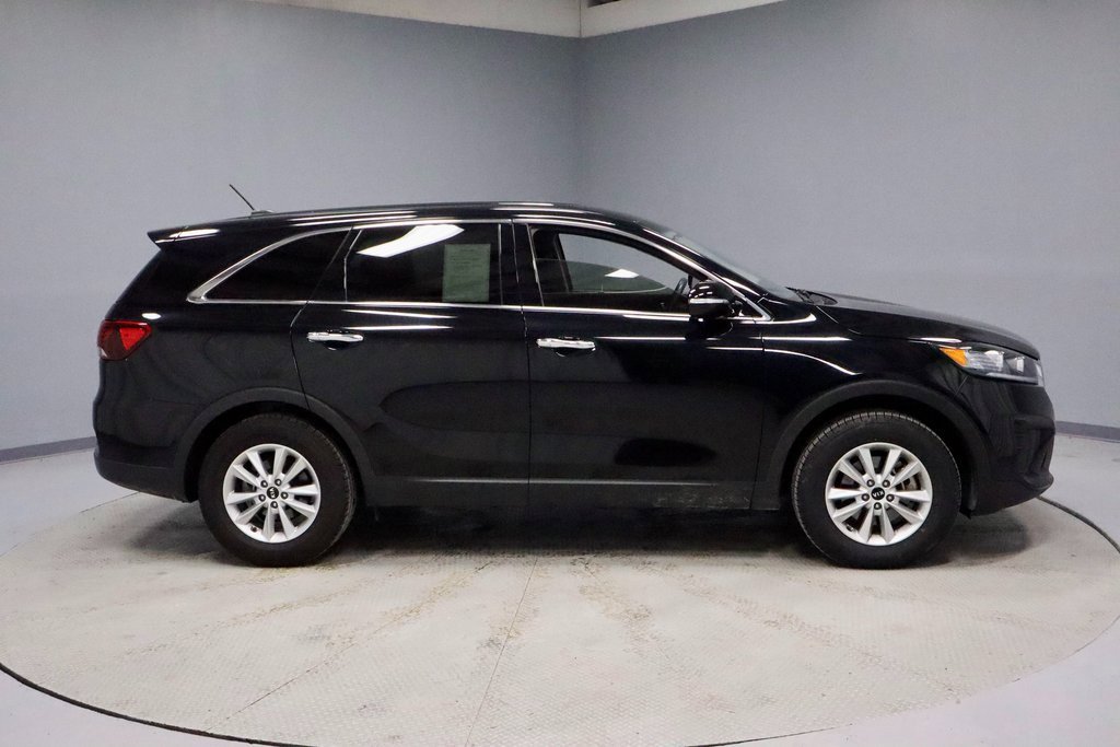 Used 2019 Kia Sorento LX image 5