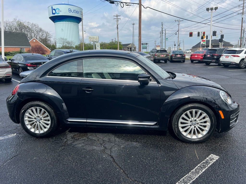 Used 2019 Volkswagen Beetle 2.0T SE image 5
