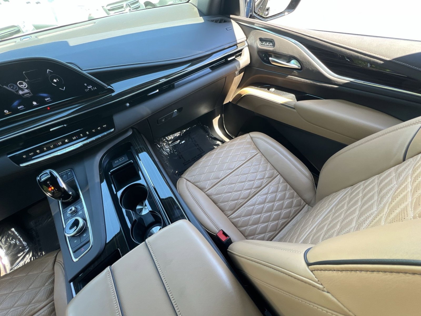 Used 2023 Cadillac Escalade Sport w/ Touring Package AWD/4WD image 14