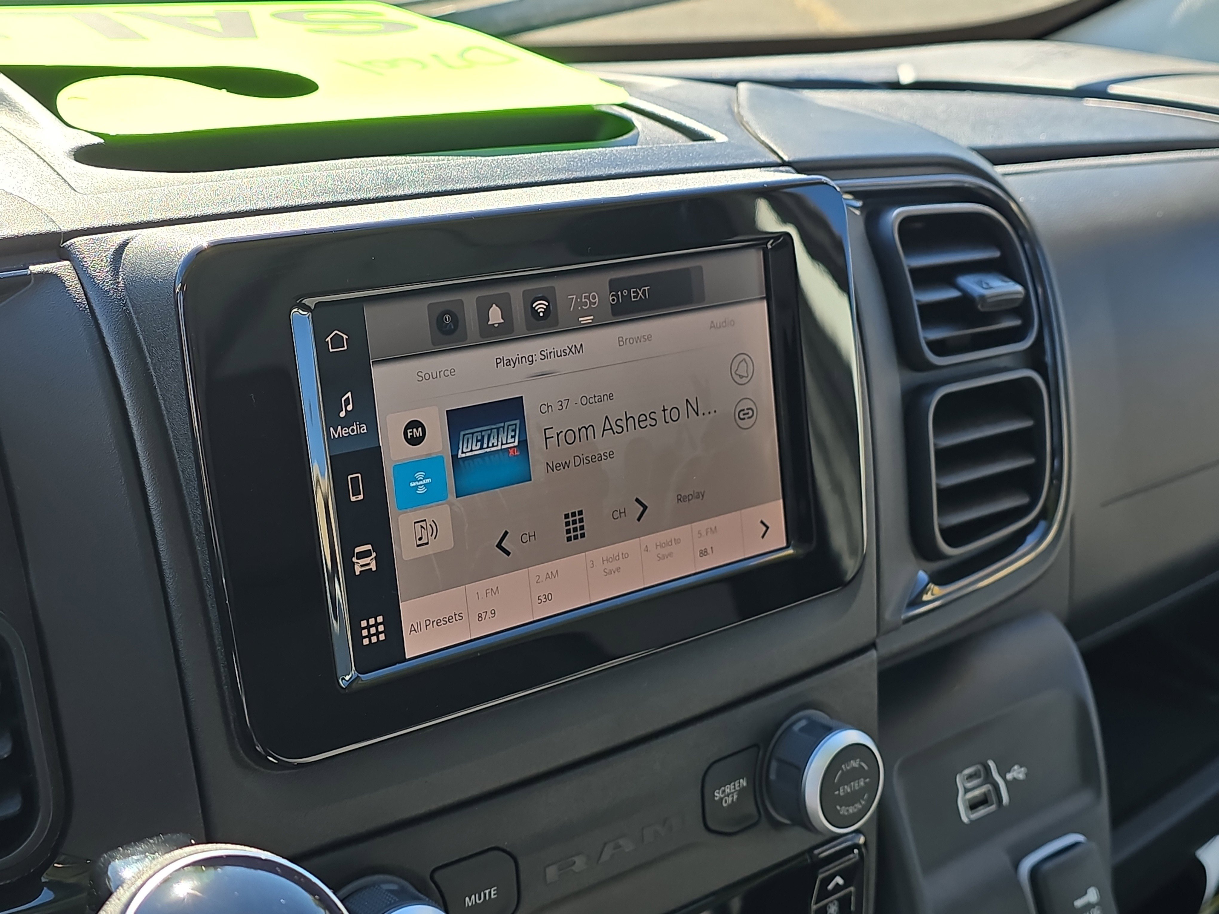 Used 2025 RAM ProMaster 2500 w/ Storage Group image 18