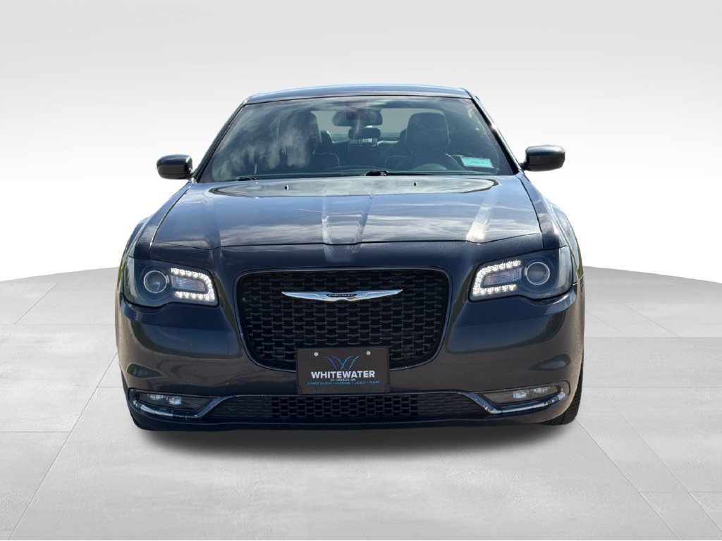 Used 2017 Chrysler 300 S AWD/4WD image 25