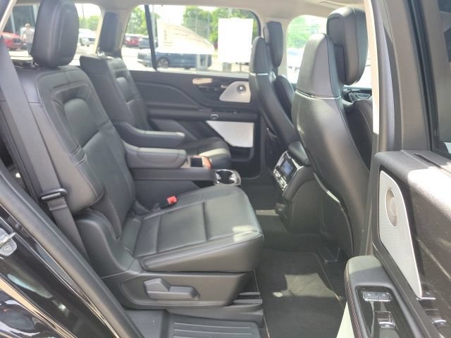 Certified 2023 Lincoln Aviator Reserve w/ Equipment Group 201A AWD/4WD image 11