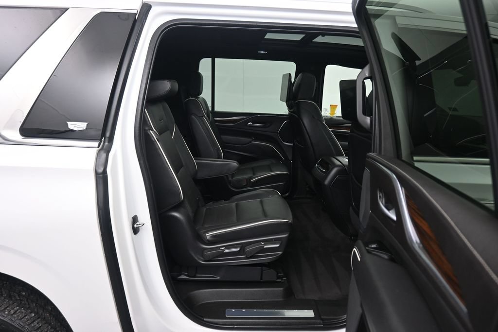 Used 2024 Cadillac Escalade ESV Premium Luxury w/ LPO, Floor Liner Package AWD/4WD image 55