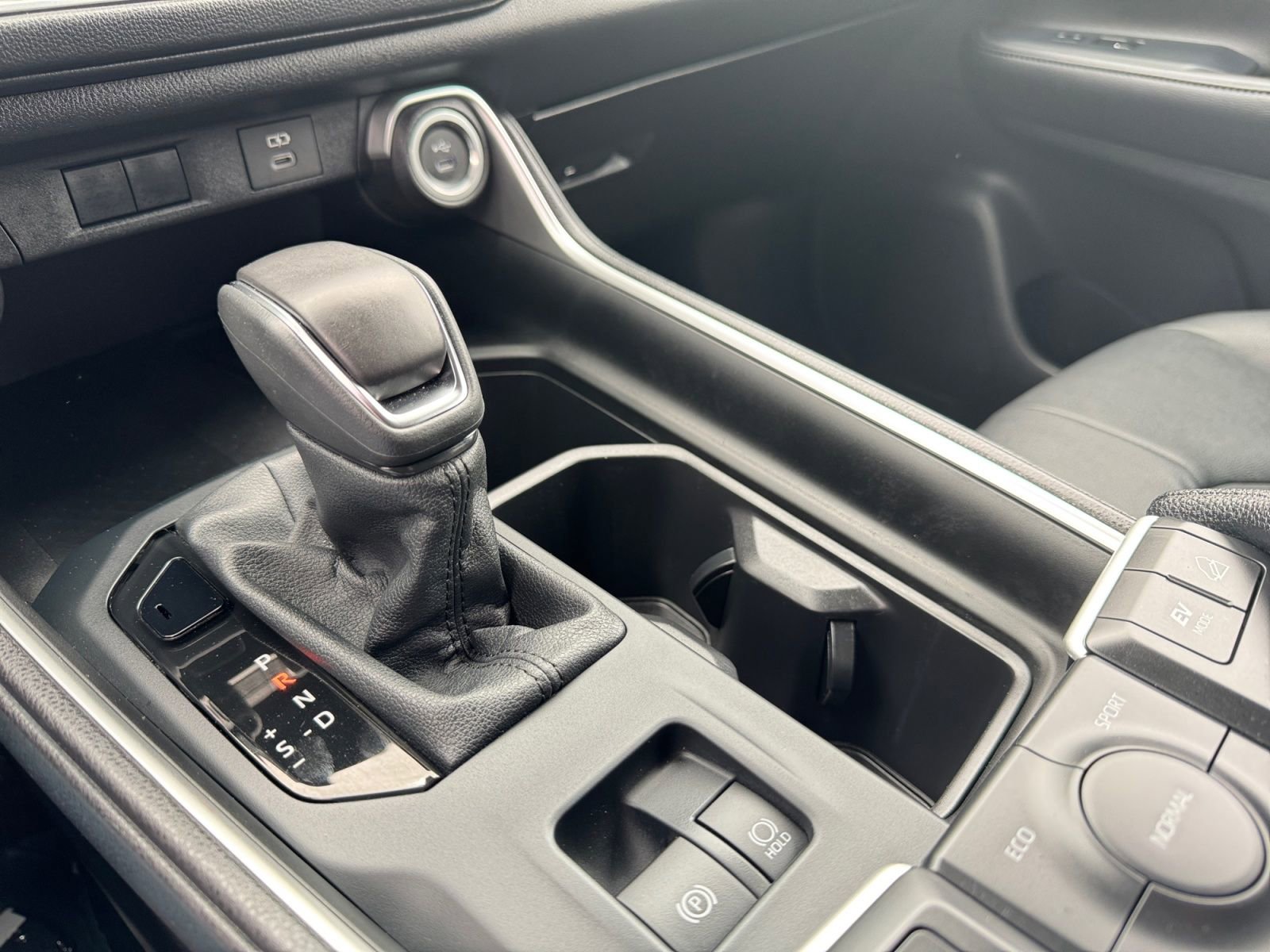 Used 2025 Toyota Grand Highlander AWD Hybrid image 25
