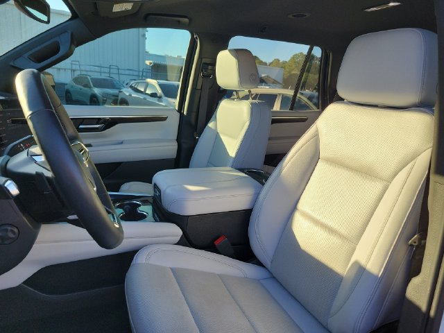 Certified 2025 Chevrolet Tahoe Premier AWD/4WD image 23