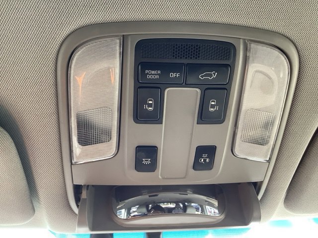 Used 2015 Kia Sedona SX FWD image 24
