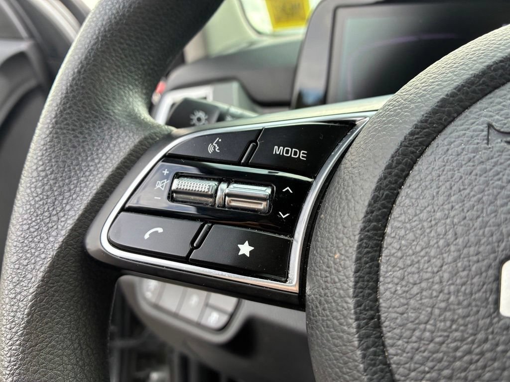 Used 2024 Kia Seltos LX AWD/4WD image 28