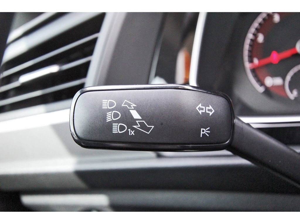 Used 2020 Volkswagen Jetta SE image 21