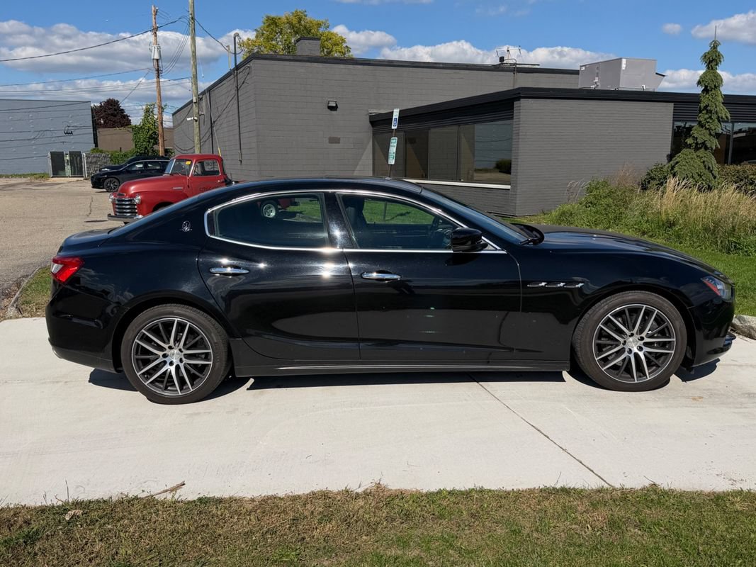 Used 2016 Maserati Ghibli S Q4 AWD/4WD image 4