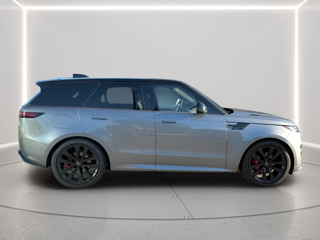 Used 2023 Land Rover Range Rover Sport SE Dynamic AWD/4WD image 6