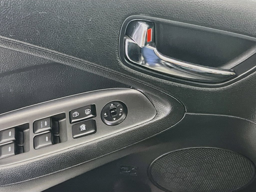 Used 2016 Kia Forte LX FWD image 16
