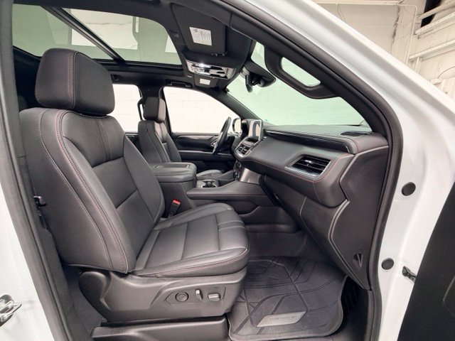 Certified 2024 Chevrolet Tahoe RST w/ Luxury Package AWD/4WD image 29