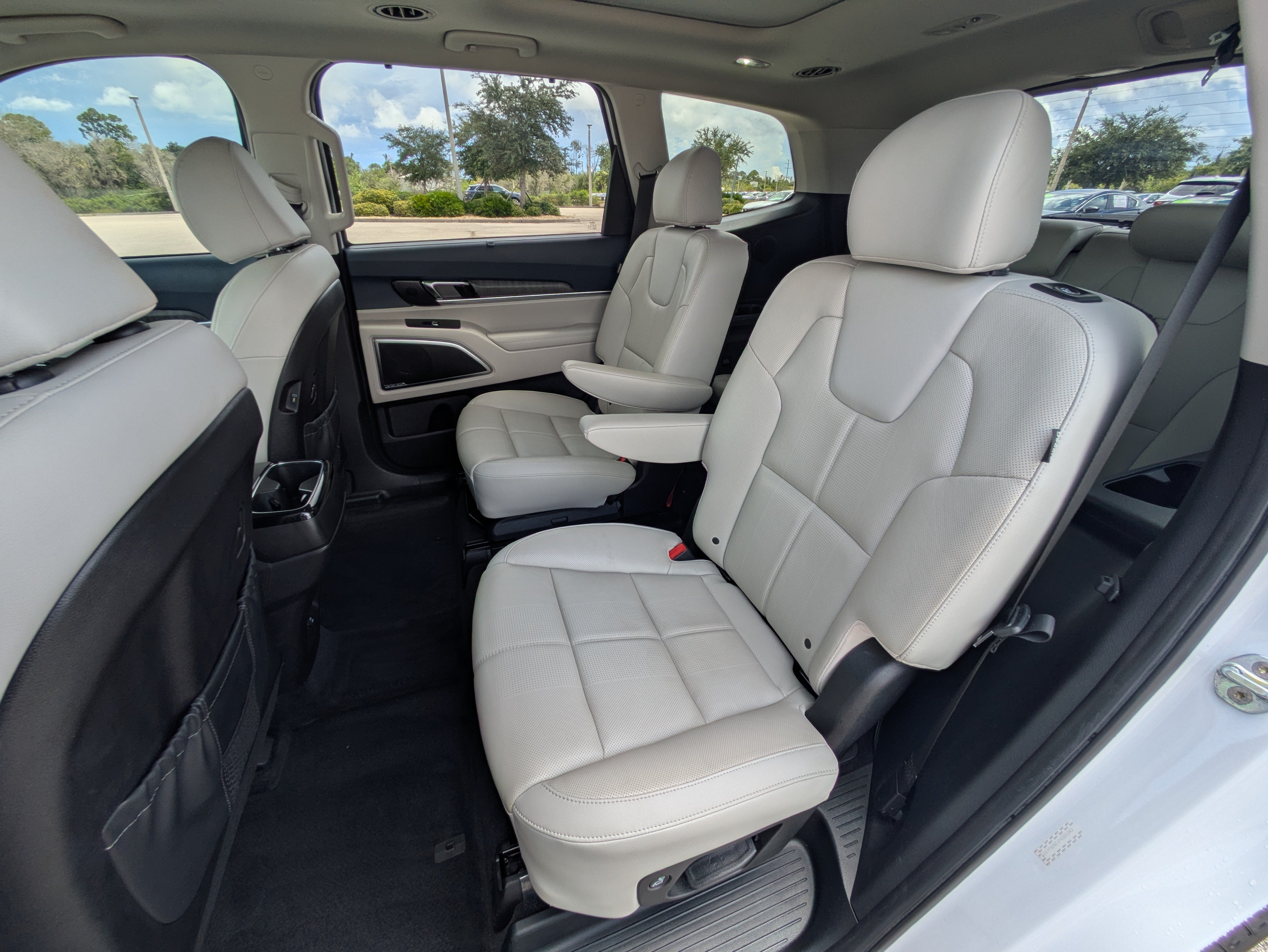 Certified 2023 Kia Telluride SX AWD/4WD image 14