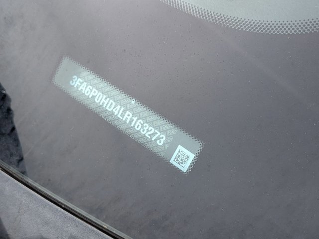 Used 2020 Ford Fusion SE FWD image 16