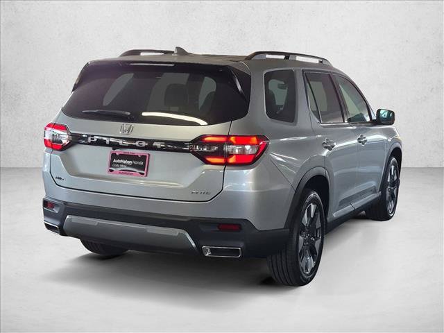 New 2026 Honda Pilot Elite image 2