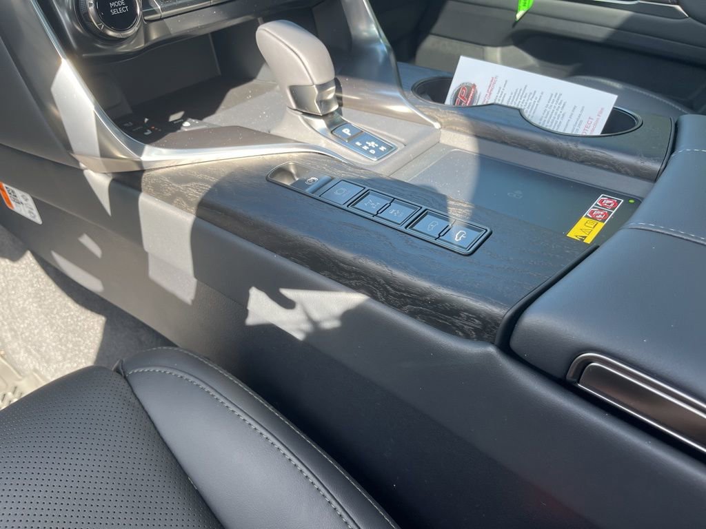 New 2026 Lexus LX 700h Overtrail AWD/4WD image 13
