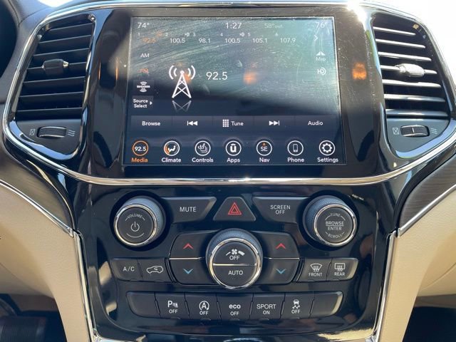 Used 2021 Jeep Grand Cherokee Overland AWD/4WD image 19