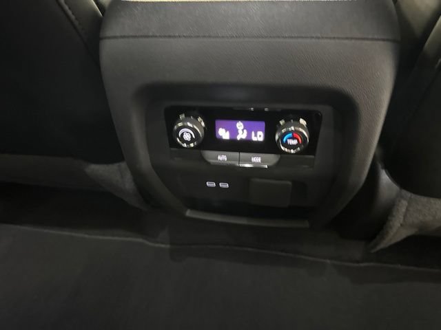 New 2027 Chevrolet Traverse LT w/ Driver Confidence Package AWD/4WD image 21
