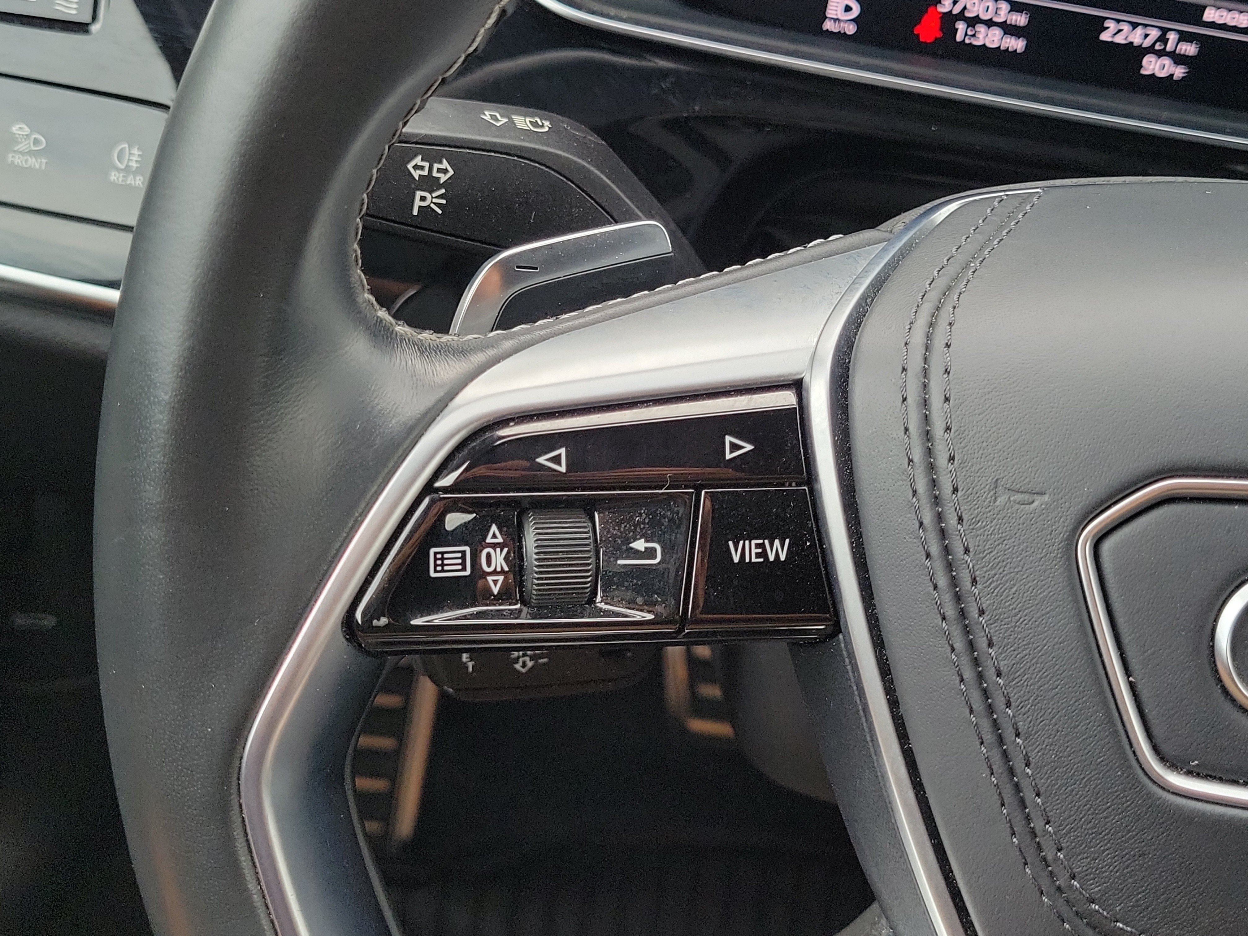 Used 2021 Audi S8 L w/ S8 Executive Package AWD/4WD image 26