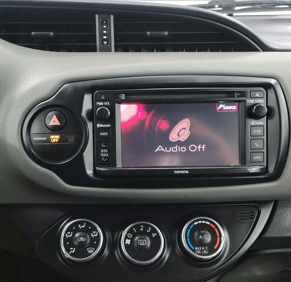 Used 2016 Toyota Yaris L FWD image 12