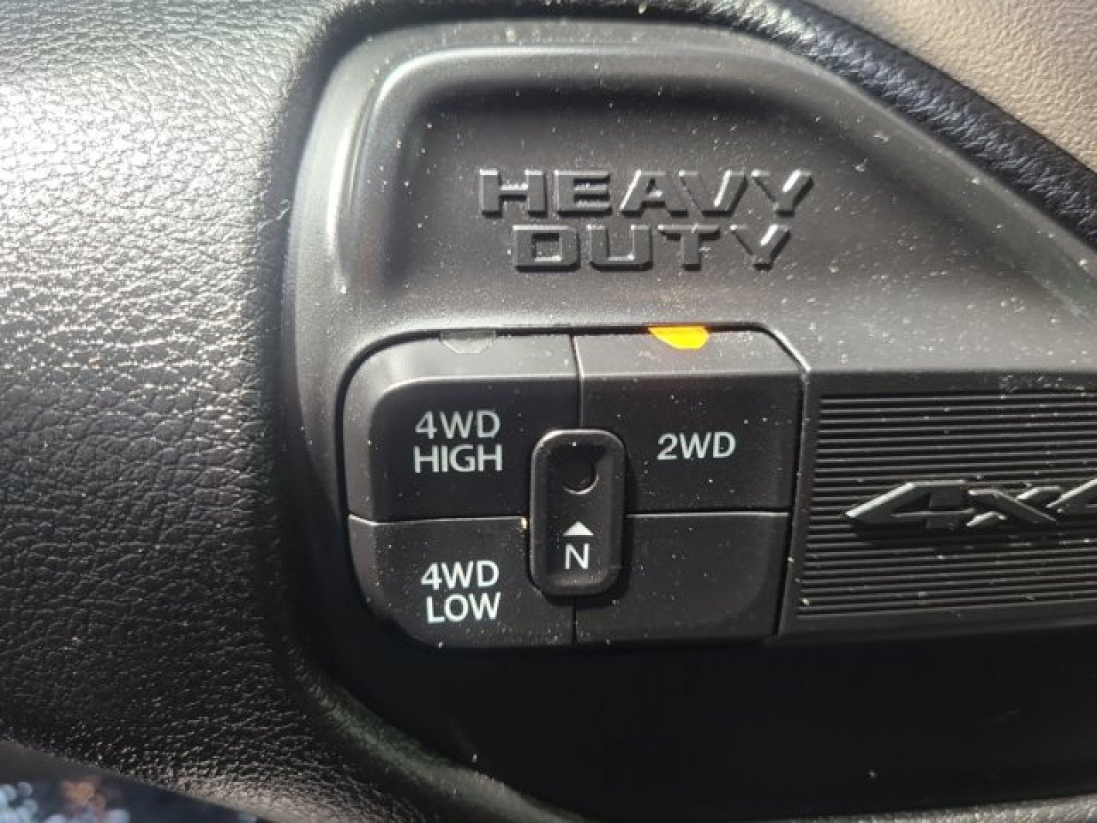 Used 2024 RAM 2500 Laramie w/ Safety Group AWD/4WD image 30
