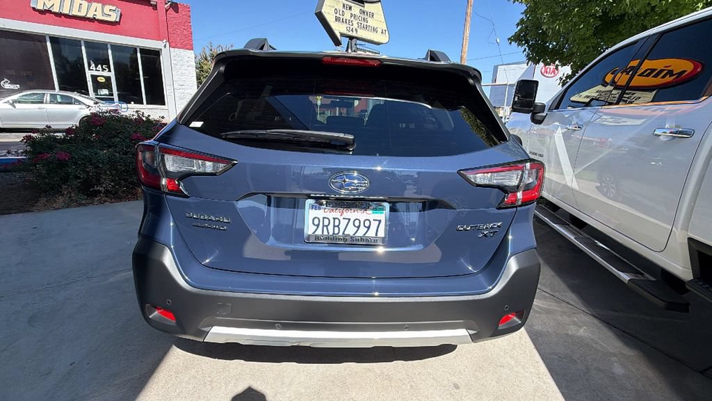 Used 2025 Subaru Outback Limited XT AWD/4WD image 5