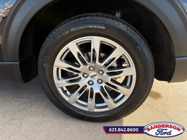 Used 2025 Ford Explorer Platinum image 10