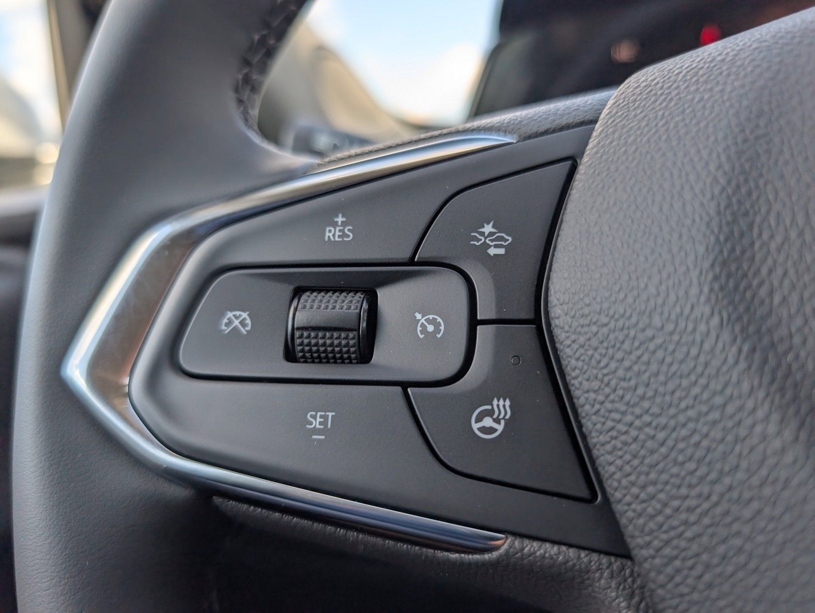 New 2026 Chevrolet Trax LT w/ Driver Confidence Package image 19