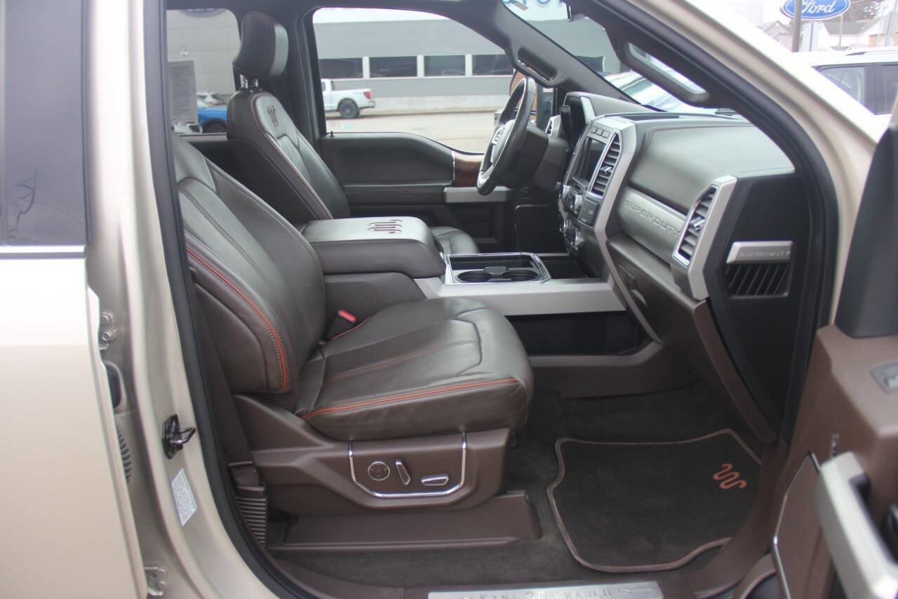 Used 2017 Ford F350 King Ranch w/ King Ranch Ultimate Package image 25