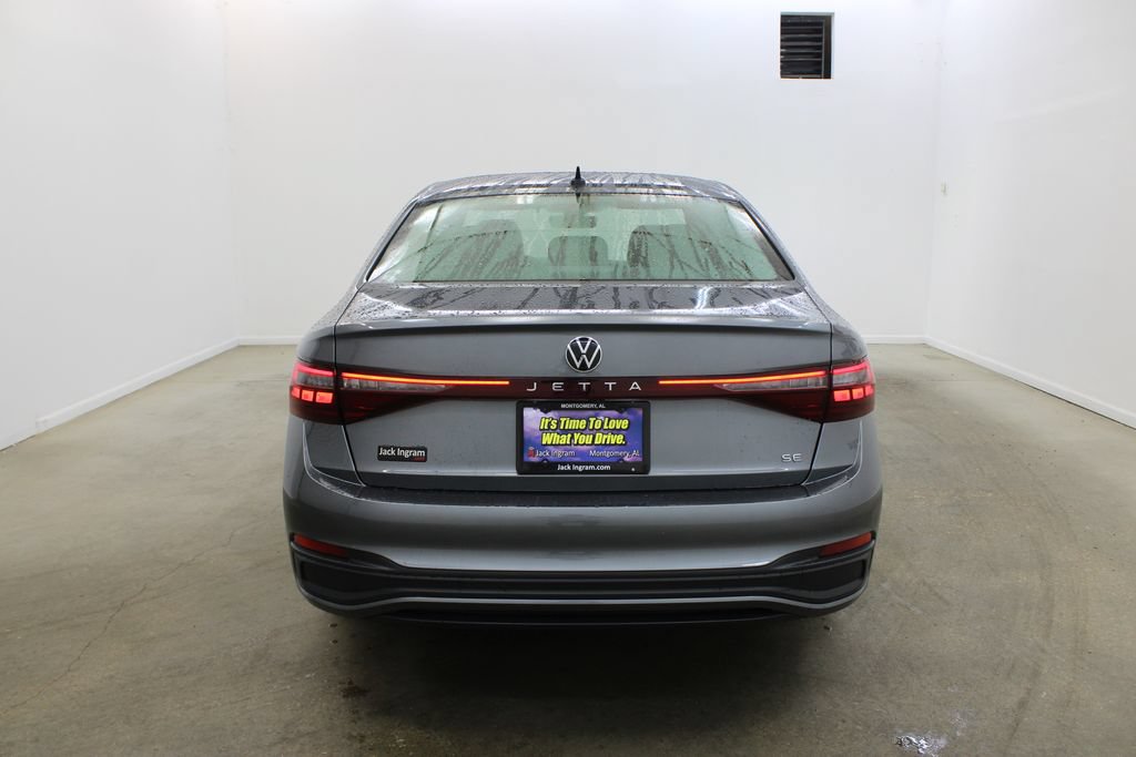 New 2026 Volkswagen Jetta SE FWD image 4