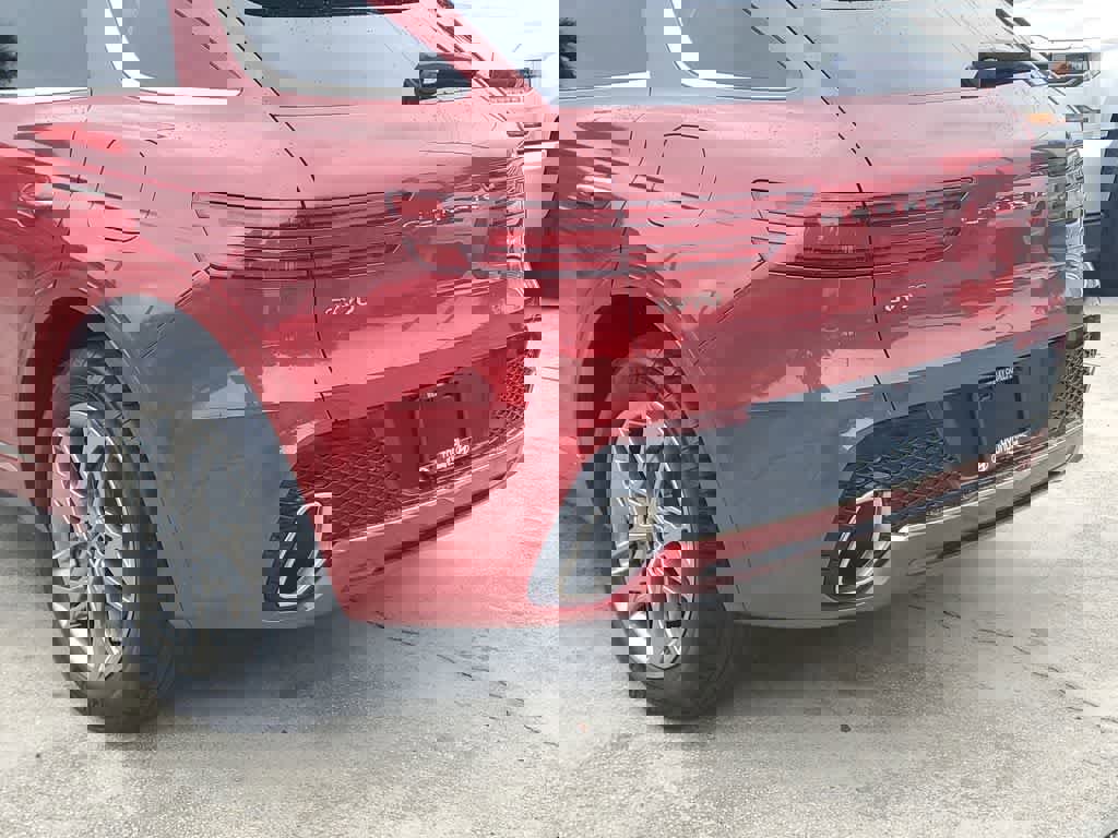 Used 2025 Genesis GV70 2.5T image 8