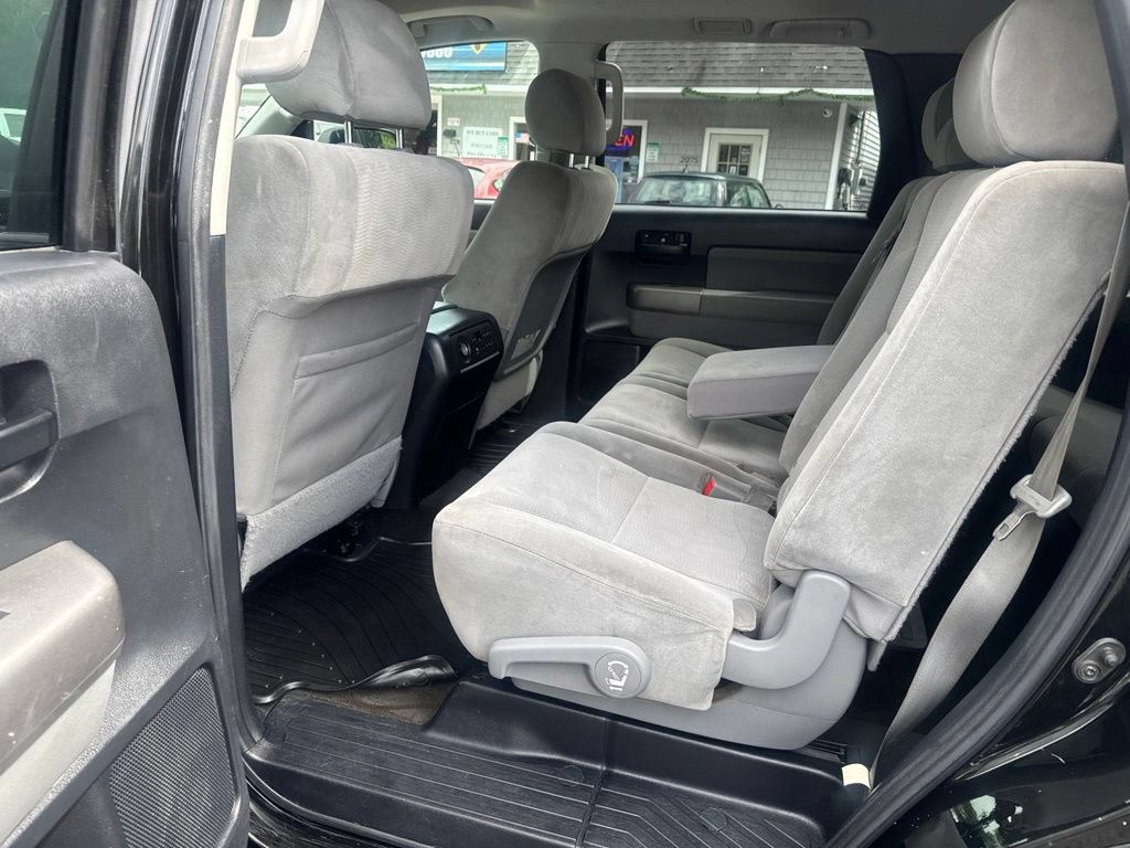 Used 2012 Toyota Sequoia SR5 AWD/4WD image 35