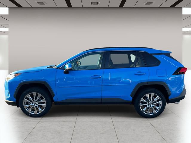 Used 2020 Toyota RAV4 XLE Premium image 7