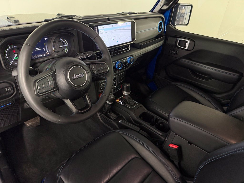 Used 2024 Jeep Wrangler Unlimited Rubicon 4xe AWD/4WD image 12