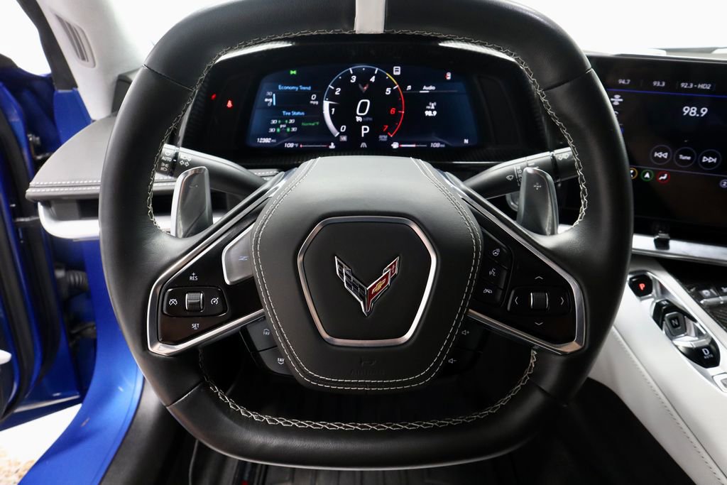 Used 2021 Chevrolet Corvette Stingray Premium Cpe w/ Z51 Performance Package image 31