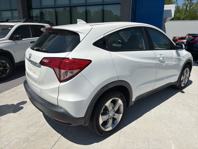 Used 2018 Honda HR-V LX image 5