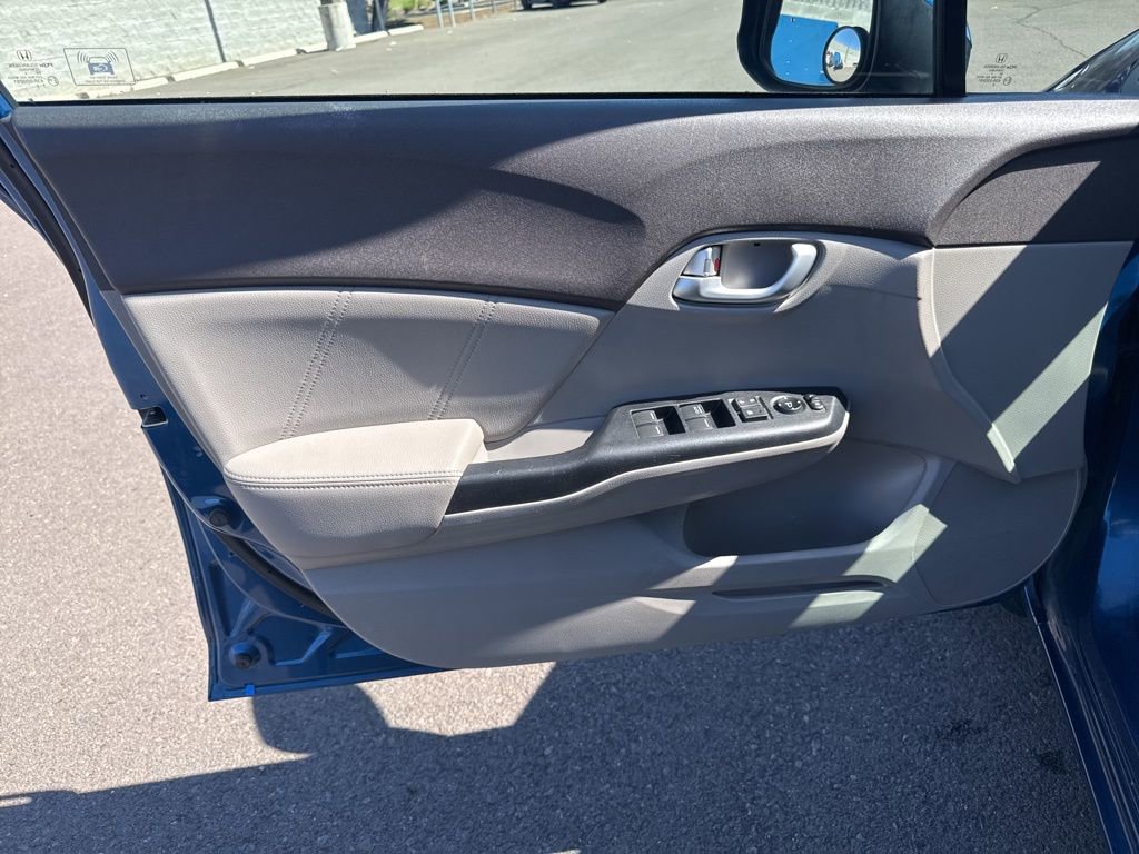 Used 2012 Honda Civic EX-L image 19