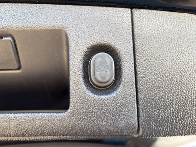 Used 2017 Chevrolet Tahoe Premier image 26