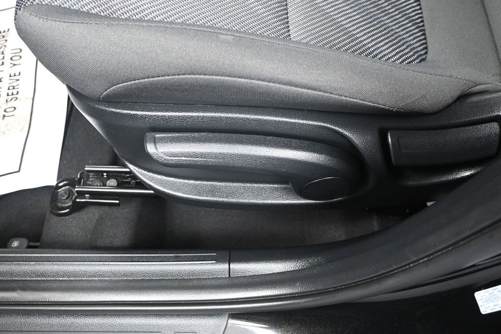 New 2026 Kia Seltos LX FWD image 12