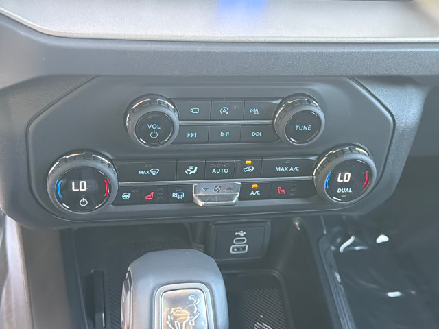 New 2026 Ford Bronco Outer Banks AWD/4WD image 32
