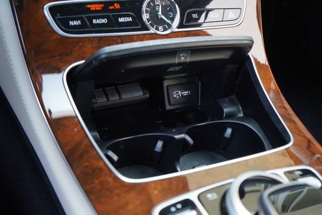 Used 2019 Mercedes-Benz E 300 image 19
