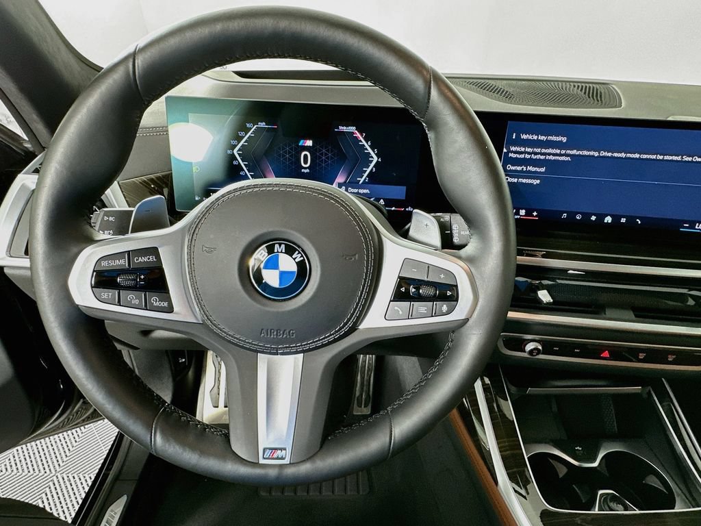 Certified 2024 BMW X7 xDrive40i w/ M Sport Package AWD/4WD image 11