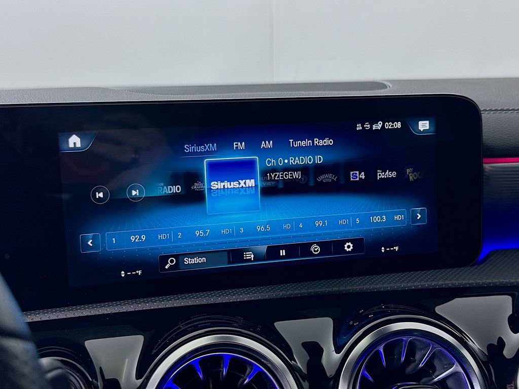 Used 2023 Mercedes-Benz CLA 35 AMG 4MATIC w/ Parking Assistance Package image 29